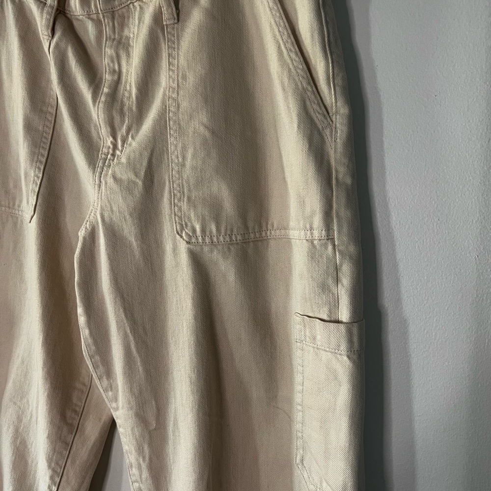 Banana Republic Women's Cream High Rise Barrel Cargo Jeans - Picture 3 of 5